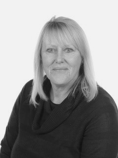 Mrs D Hardaker's team photo'