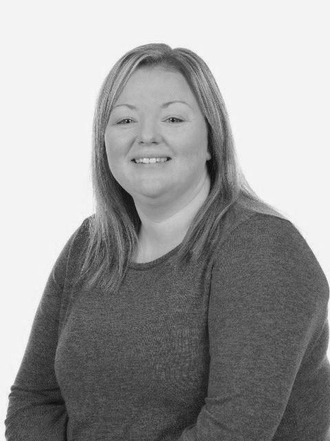 Mrs C Whitaker's team photo'