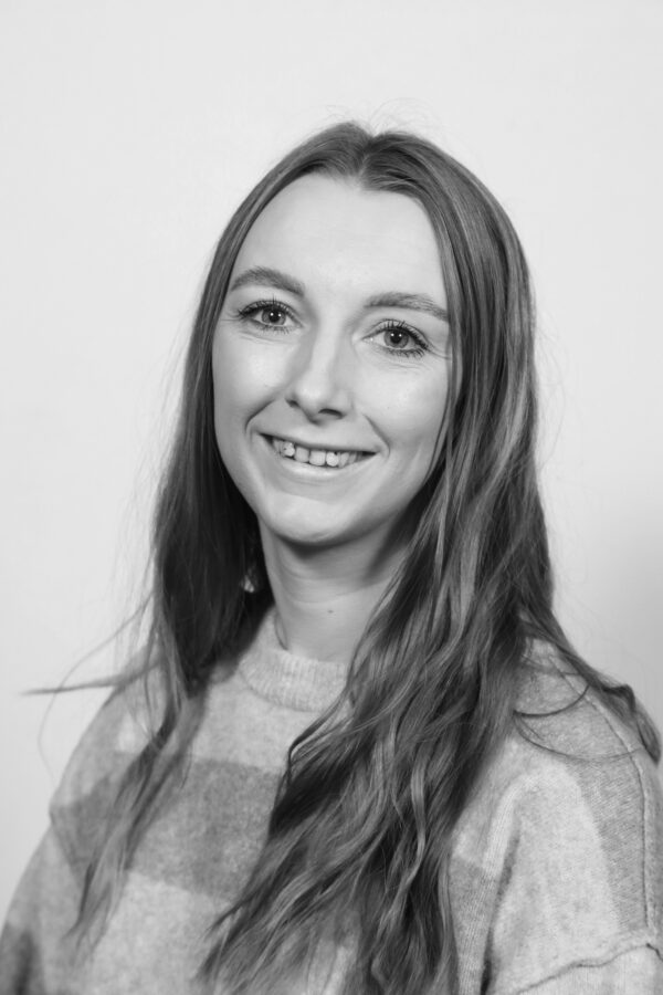 Miss F Curtis's team photo'